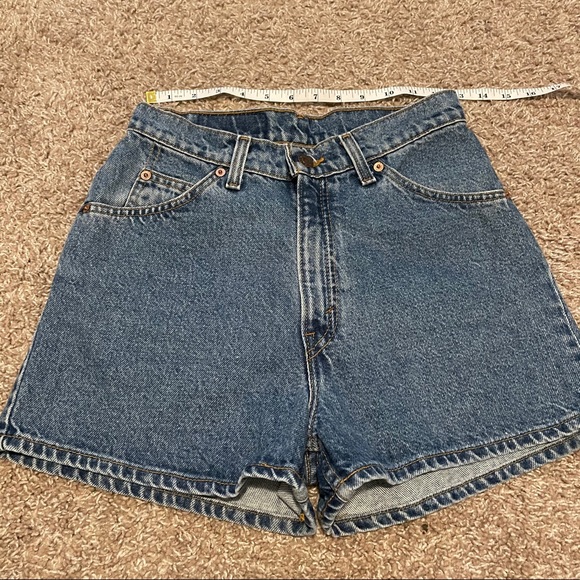 Vintage Levi’s shorts